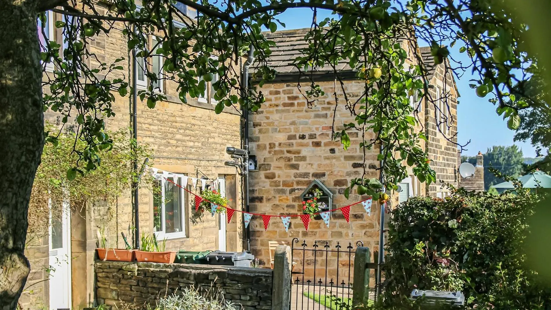 Little Badger Cottage Kirkburton